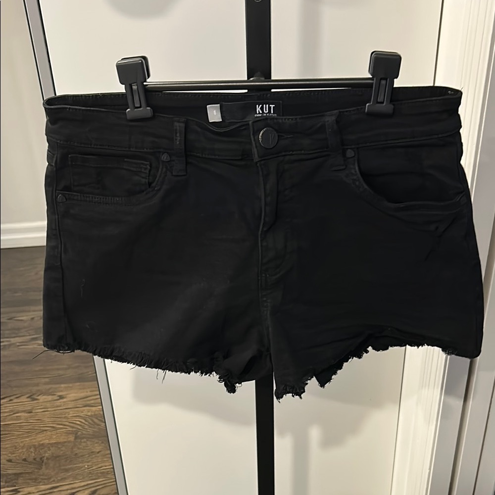 Kut from the Kloth Black ‘Jane’ Jean Shorts Distressed Cut-Off Style